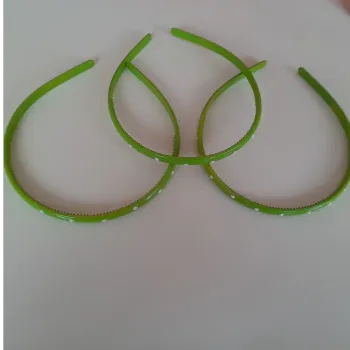 3 serre tête