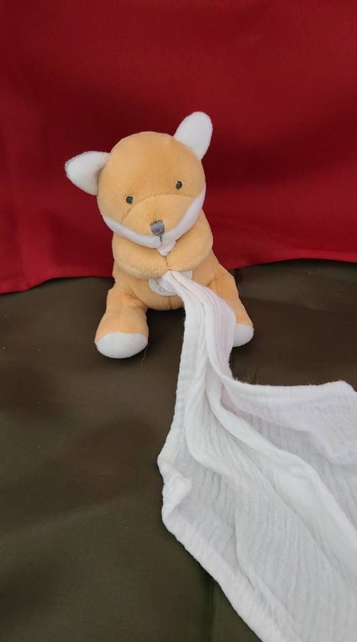 doudou et compagnie UNICEF renard mouchoir lange blanc - photo numéro 2