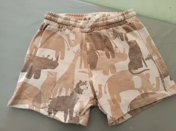 Short Zara 3-4 ans