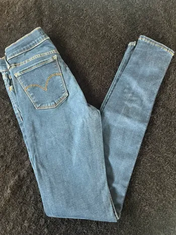 Jeans Levi’s