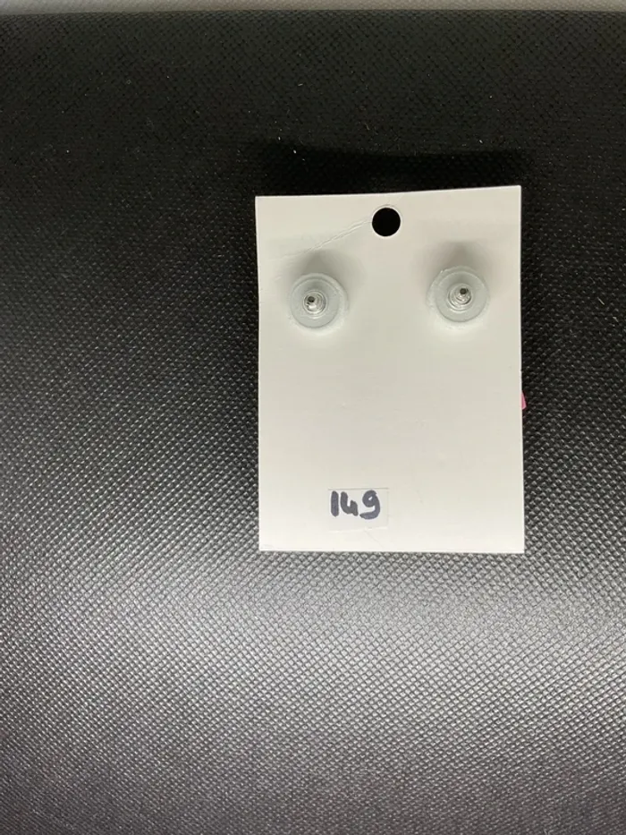 Boucle d’oreille n°149 neuve - photo numéro 2
