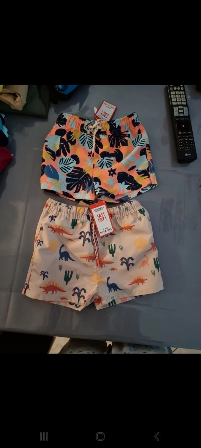 LOT NEUFS !!!!(non portés)🏷🏷😍🤩💙💙💙lot maillots de bain 12 et 18 mois garçon 💙💙💙💙 - photo numéro 2