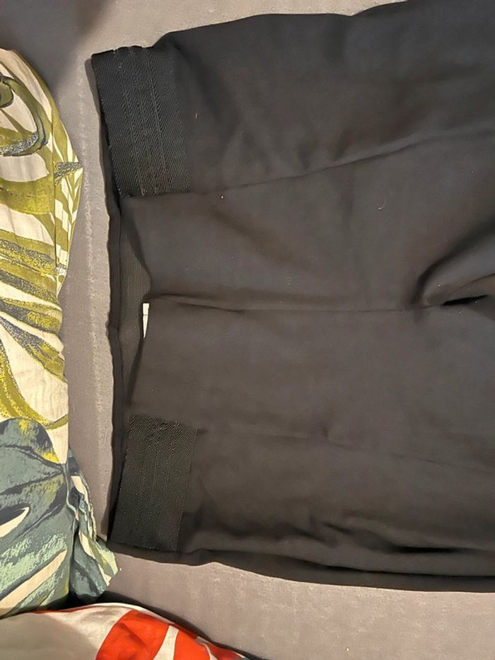 Pantalon neuf - photo numéro 3
