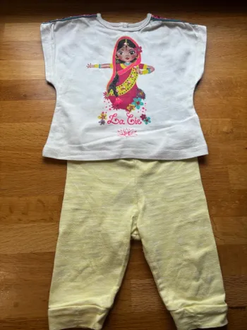 Ensemble la compagnie des petits 6 mois fille