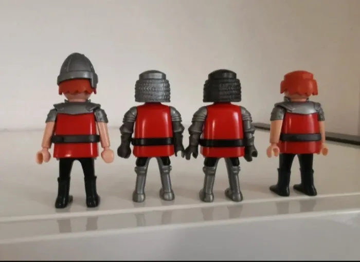 Playmobil lot personnage chevalier rouge et gris - photo numéro 3