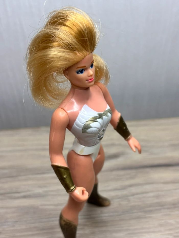Figurine action figure Mattel 1984 she ra princesse of power motu - photo numéro 2