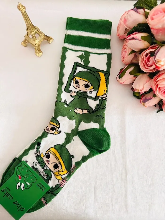 🧦 Chaussettes fantaisie Olive Cake – Molly Pop Mart La Jeune Fille à la Perle - photo numéro 3
