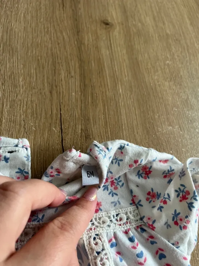 Ensemble bébé fille 6 mois - photo numéro 4