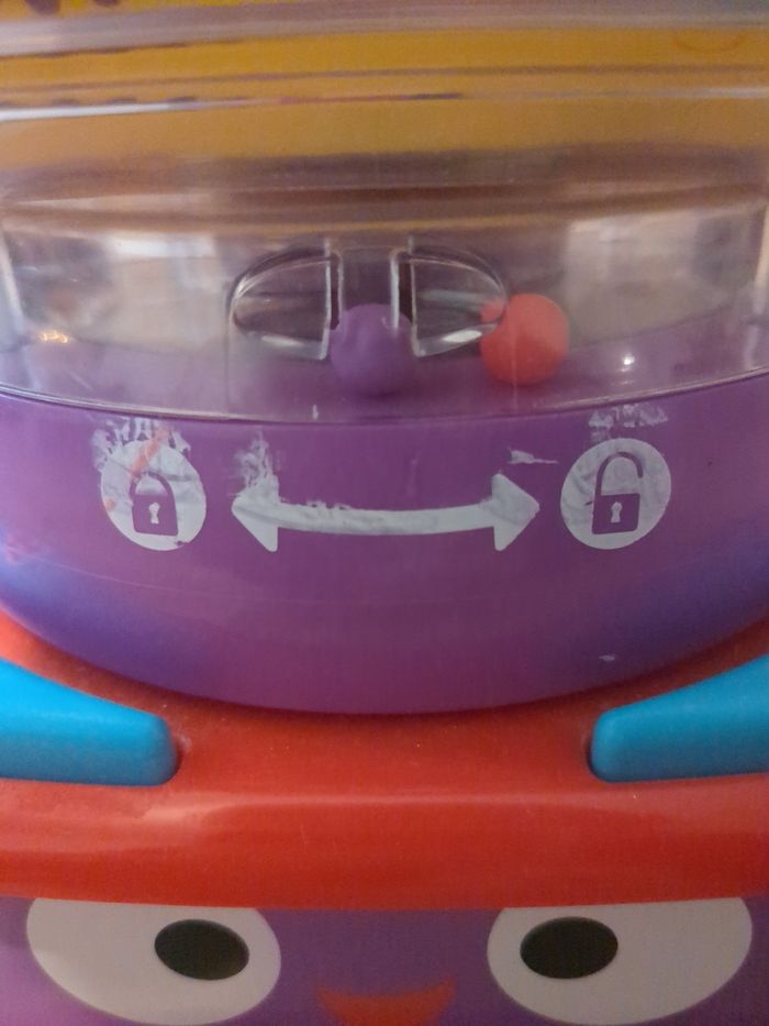 JO le robot de Fisher Price - photo numéro 4