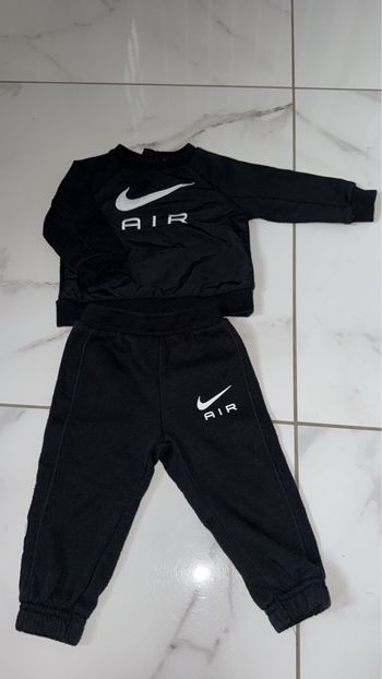 Ensemble Nike