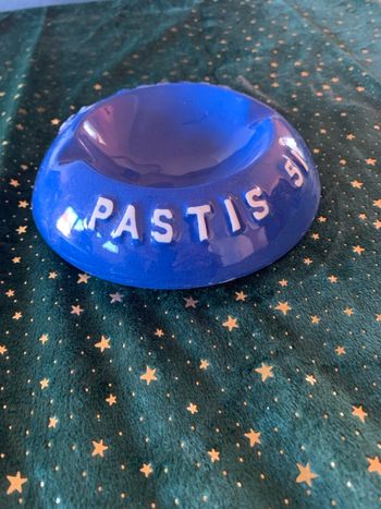 Cendrier bleu pastis 51