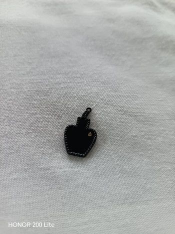 Pendentif pomme black Lolita Lemplicka