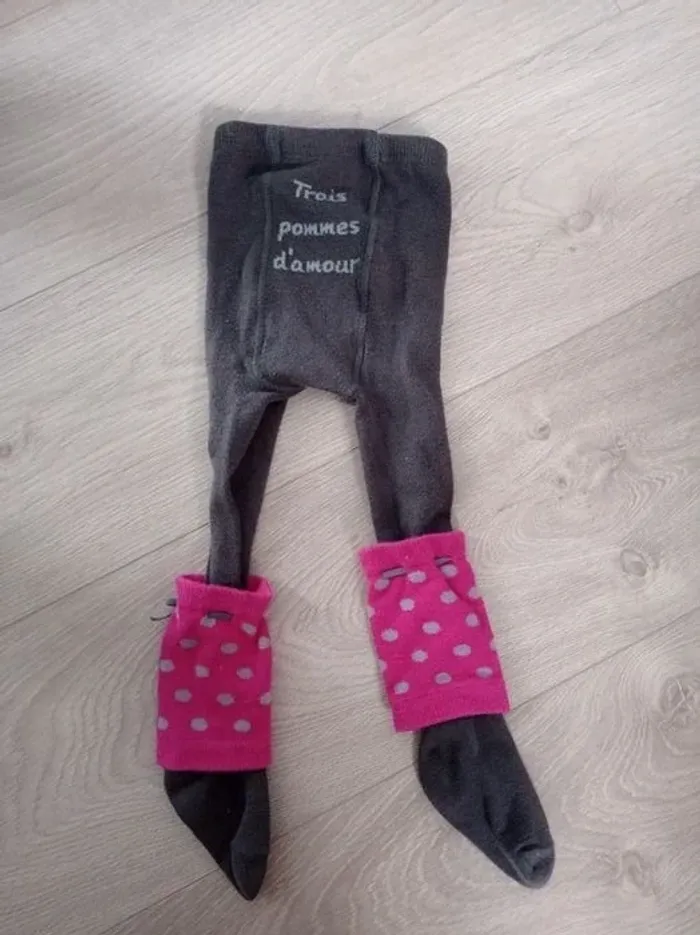 Paire de collant avec guêtres trois pommes d'amour 19/22