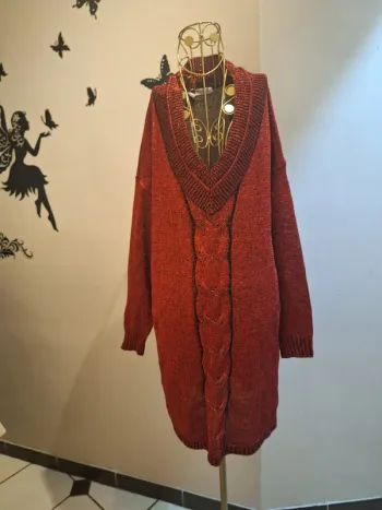 Pull tunique scintillant rouge & noir