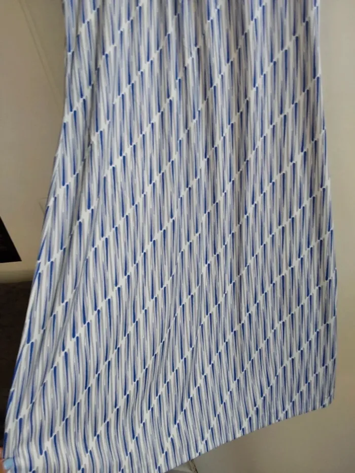 Ensemble robe et boléro assorti - photo numéro 3