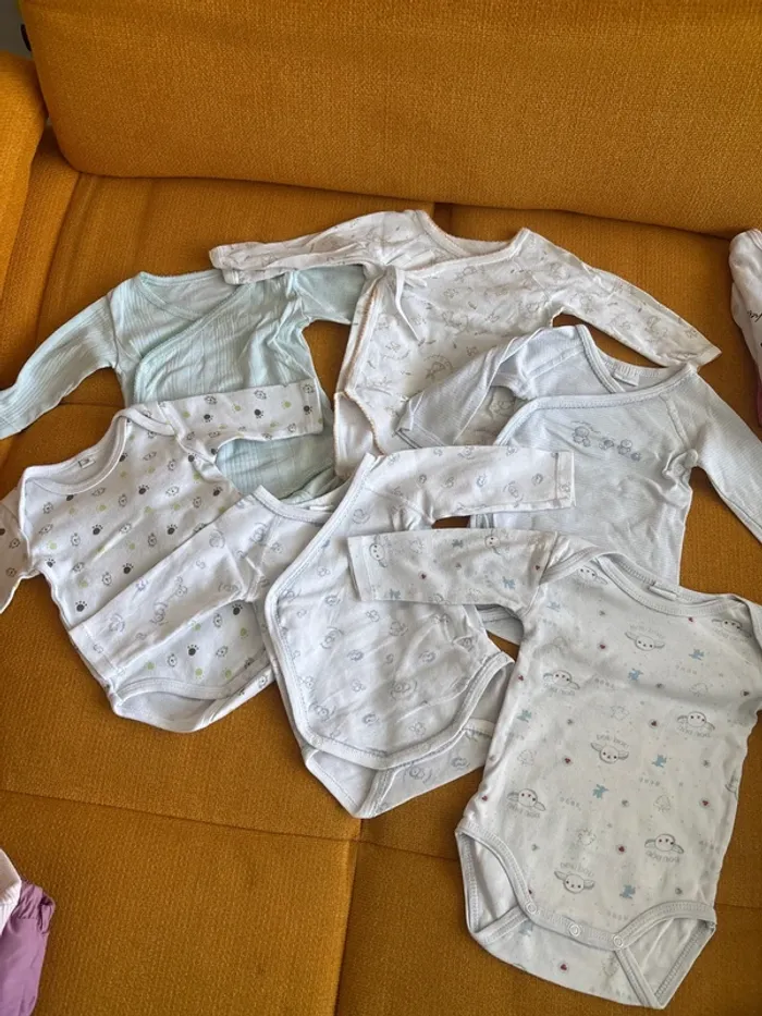 Lot de 6 bodies 3 mois