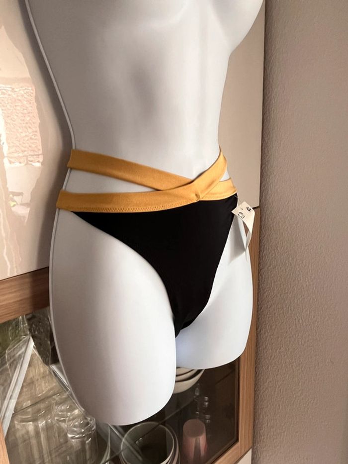 Bas de maillot neuf taille 38