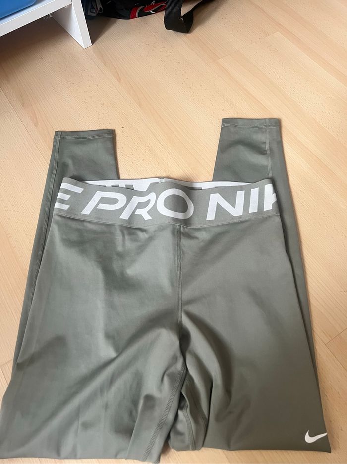 Legging de sport Nike - photo numéro 2