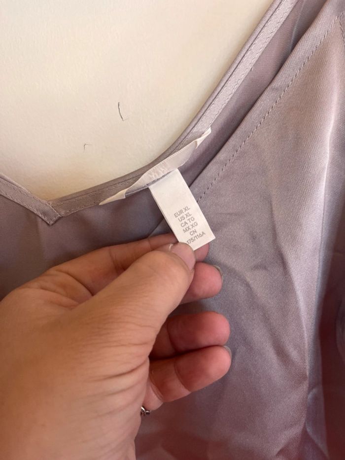 Debardeur en satin bretelle diamant h&m taille XL - photo numéro 4