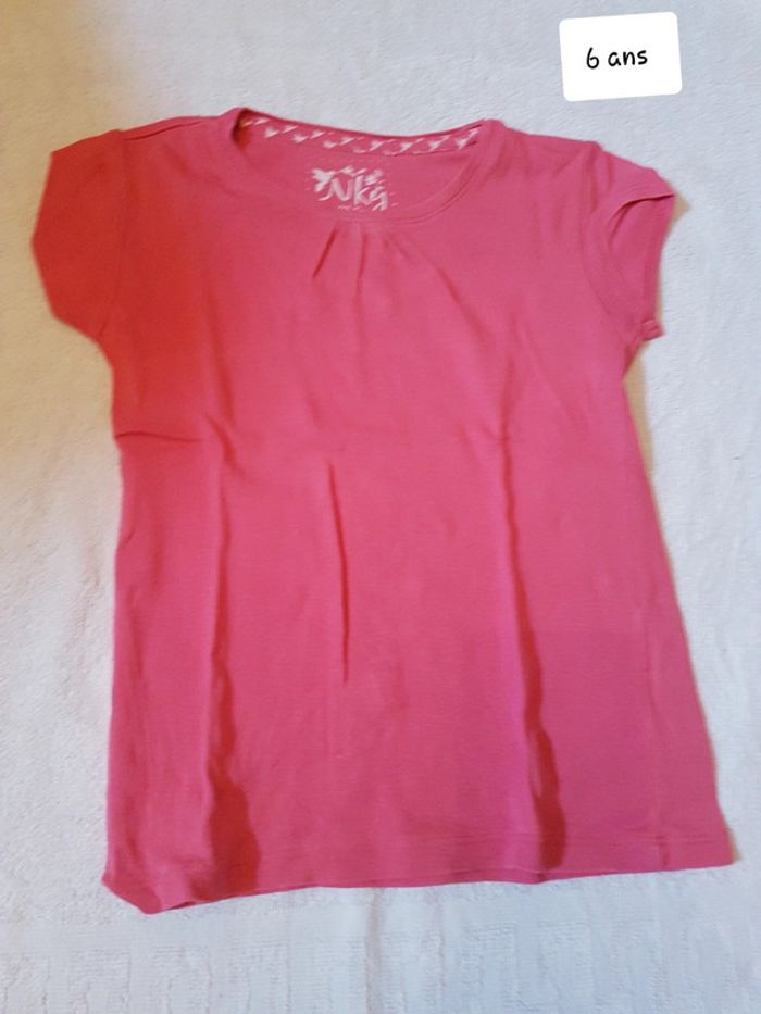 T-shirt nky 6 ans