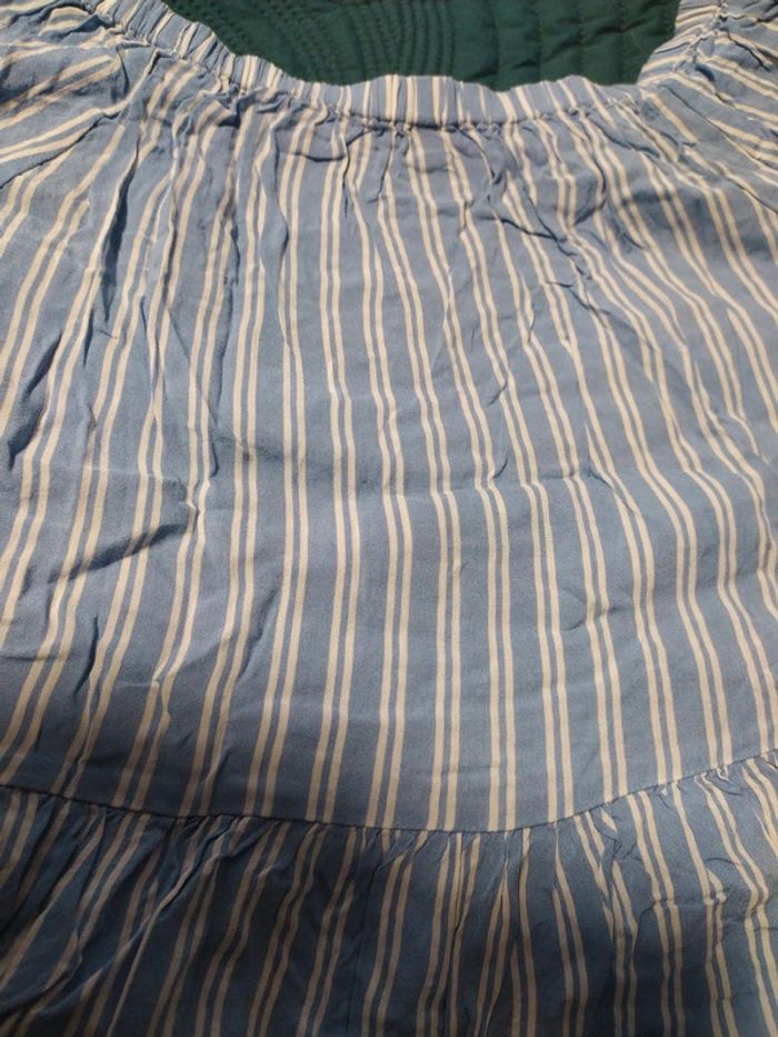T-shirt blanc et bleu 5 ans - photo numéro 5