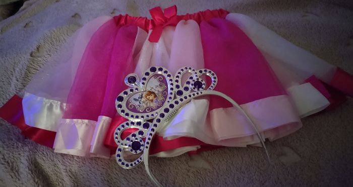 Déguisement jupe de Princesse neuve 4/6 ans + une couronne offerte - photo numéro 7