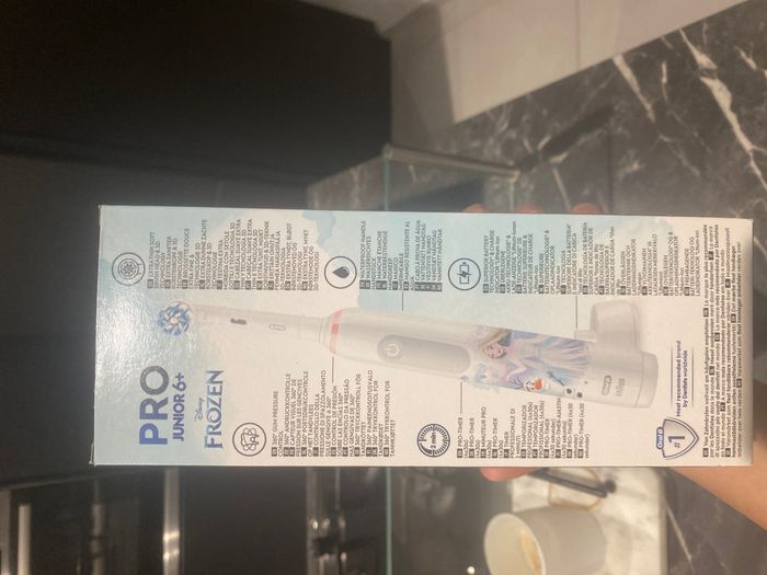 Brosse à Dents électrique Oral-B Pro Kids 3+ La Reine Des Neiges - Rechargeable - Neuf Scellé