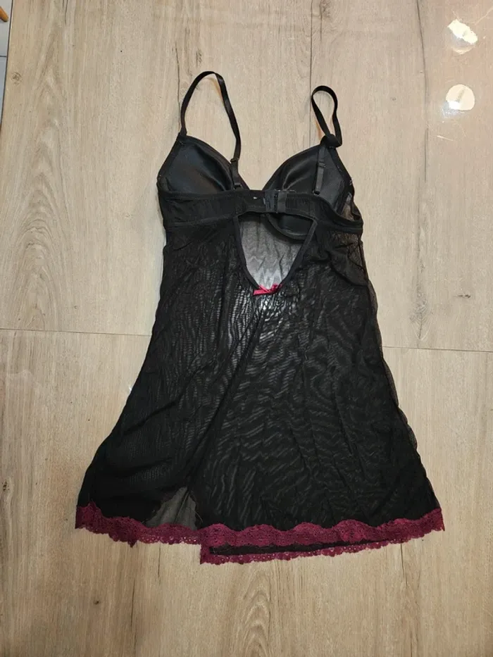Nuisette noire - photo numéro 2