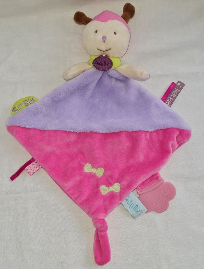 Doudou plat losange d'activités coccinelle rose - Baby Nat