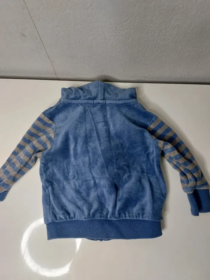 Veste avec capuche bleu et gris "Kiabi " - photo numéro 3