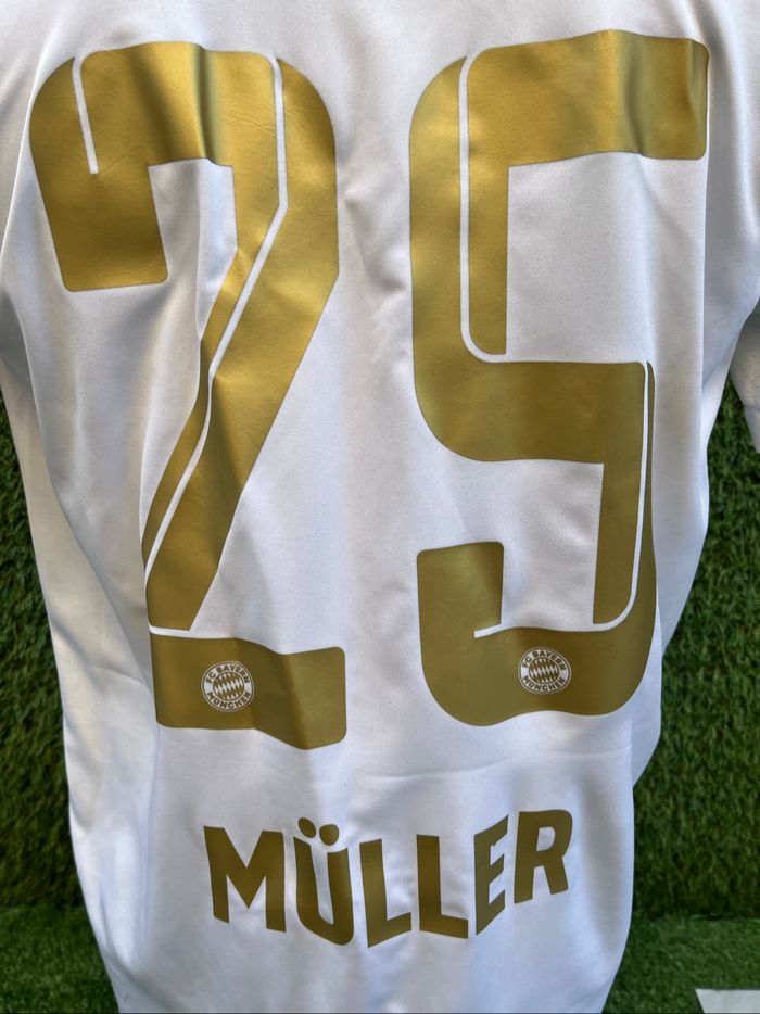 Maillot Muller Bayern Munich - photo numéro 4