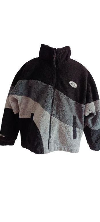 Manteau / veste polaire  taille L neuf