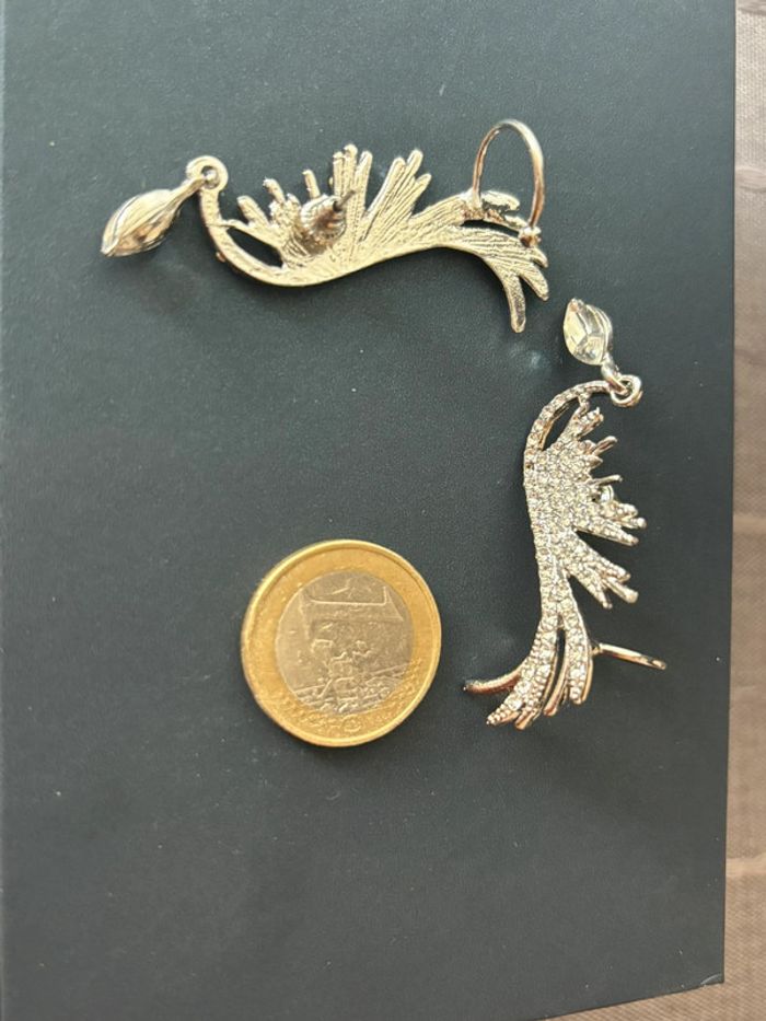 Magnifique boucles d’oreilles manchettes en forme d’ailes d’ange avec strass neuves - photo numéro 4