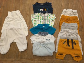 Lot de vêtements