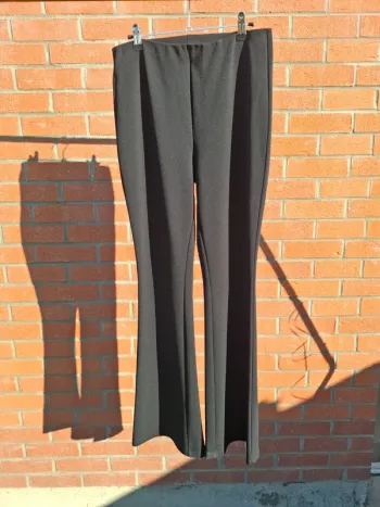 Pantalon bas évasé