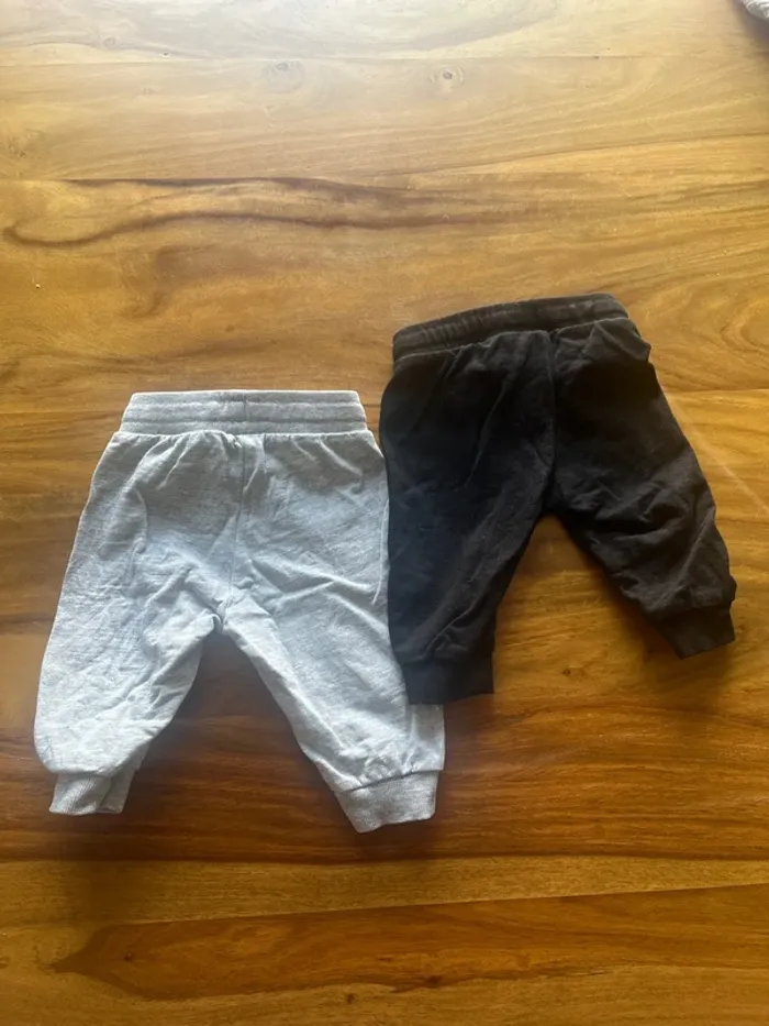 Lot de 2 jogging H&M - photo numéro 3
