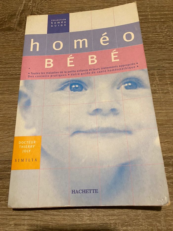 Livre homéopathique Bébé Hachette