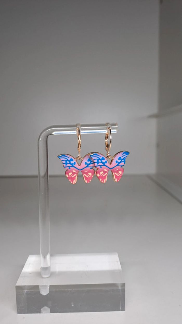 🦚Boucles d'oreilles papillon