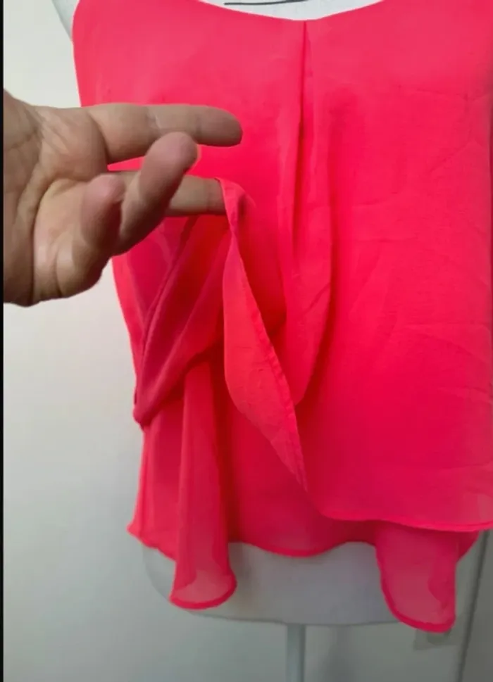 Débardeur rose fluo Bershka taille S ou 36 - photo numéro 6