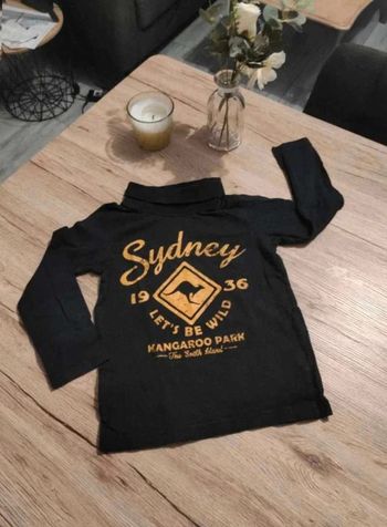 Sous  pull tape  à  l'oeil  6  ans