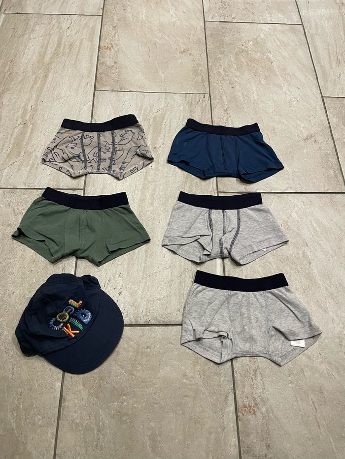 Lot de vêtements garçon 2ans - photo numéro 8