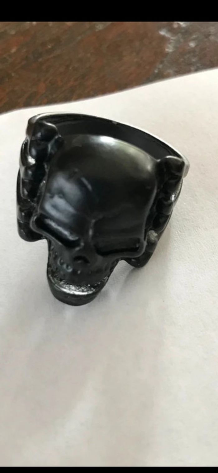 Magnifique bague noire  , gothique , taille 64 - photo numéro 11