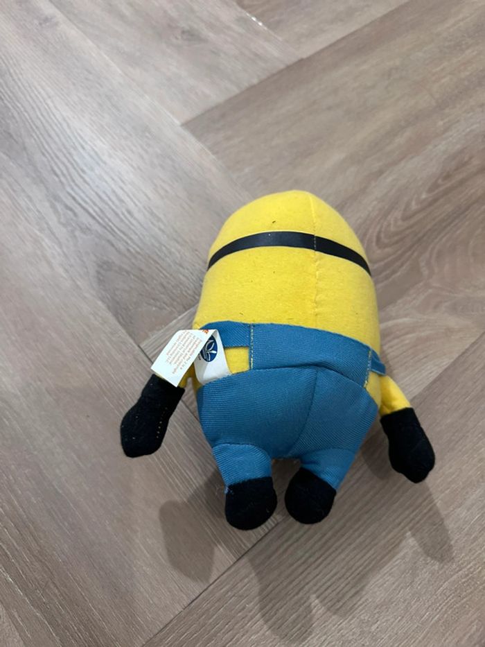 Peluche minions - photo numéro 2