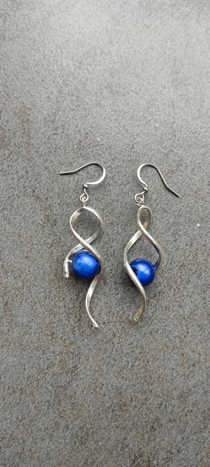 Boucle d'oreilles spirale