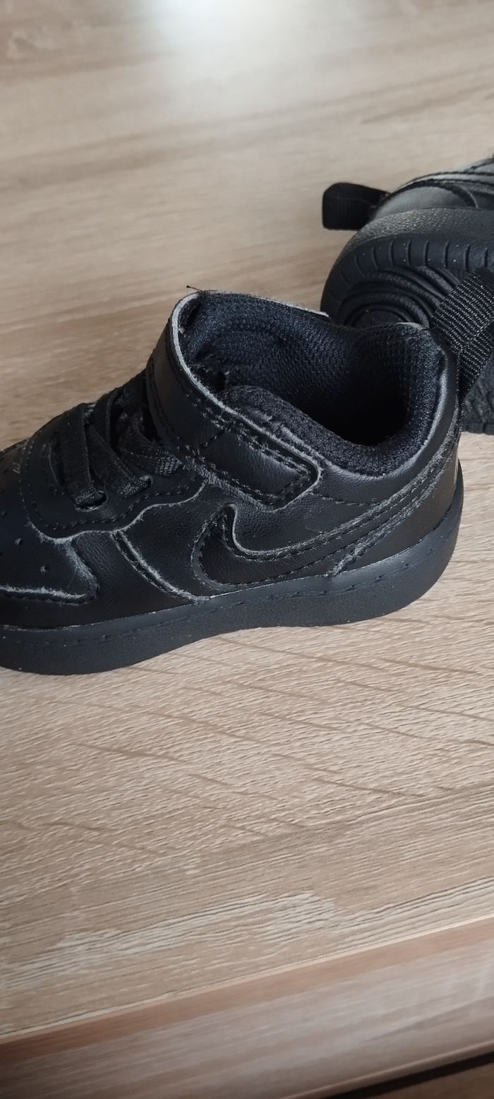 Basket Nike enfants /bébé 18,5 - photo numéro 5