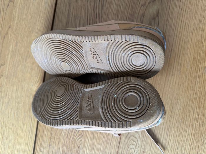 Nike homme court camel taille 42 très bon état peu porté - photo numéro 7