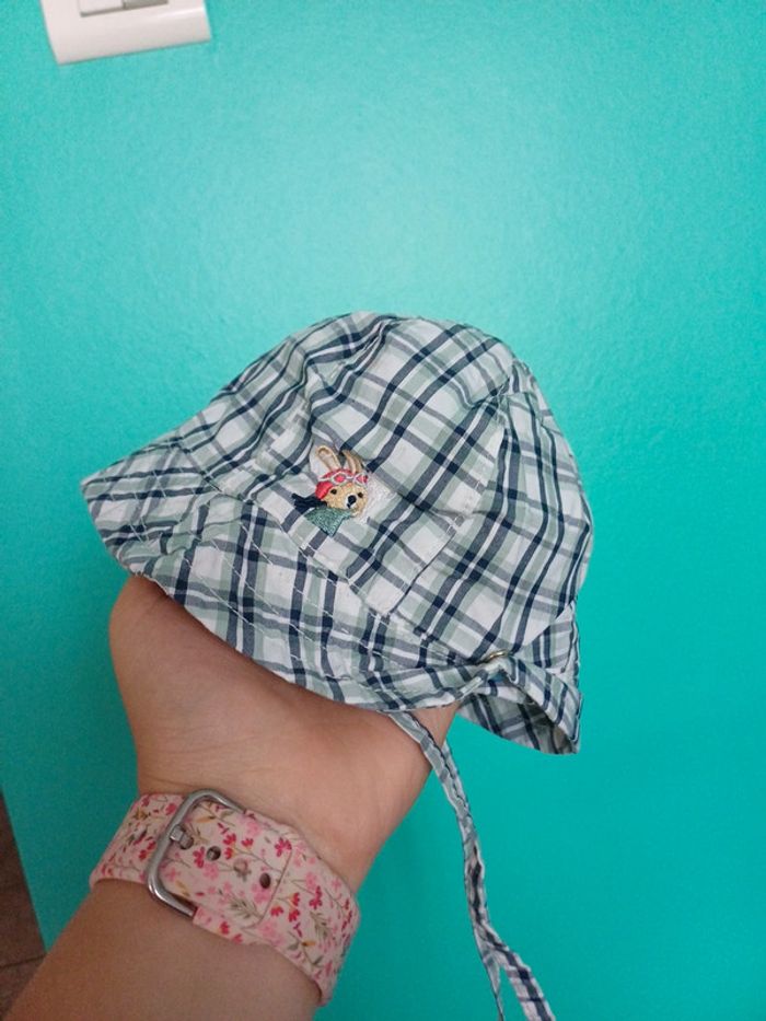 Chapeau bébé