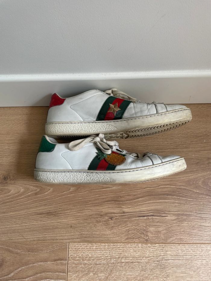 Baskets Gucci blanches à motifs coccinelle et ananas - photo numéro 6