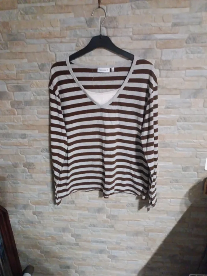 T-shirt rayé marron-gris Yessica L - photo numéro 1