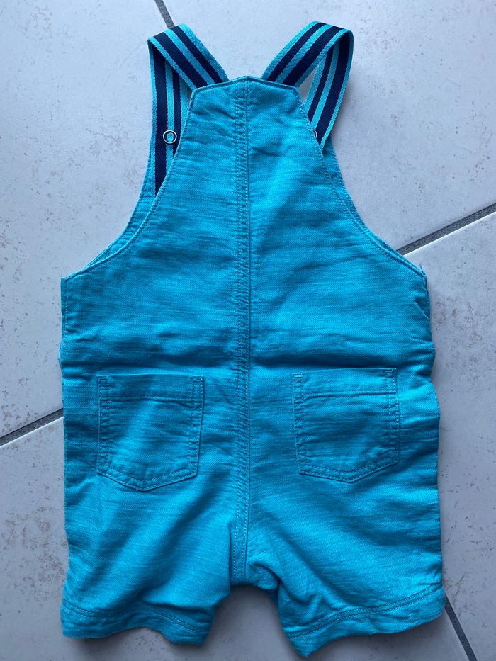 Salopettes en taille 3 mois et 6 mois - photo numéro 2